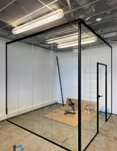 Konstrukcja Szklana Do Biura