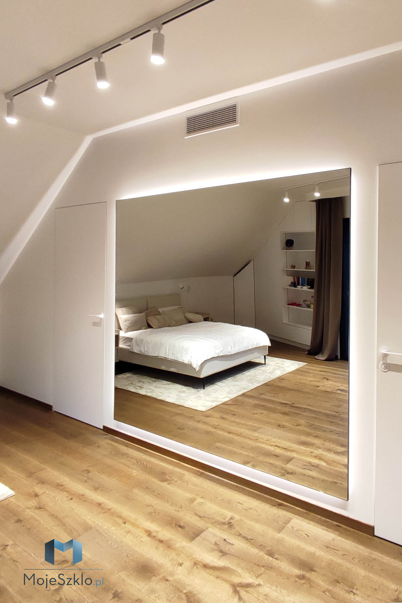 Lustro Do Sypialni Z Led Lustro Do Sypialni Z Led