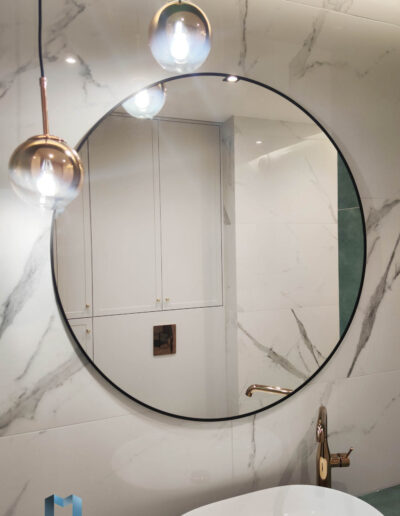 Lustro Okragle W Czarnej Ramie