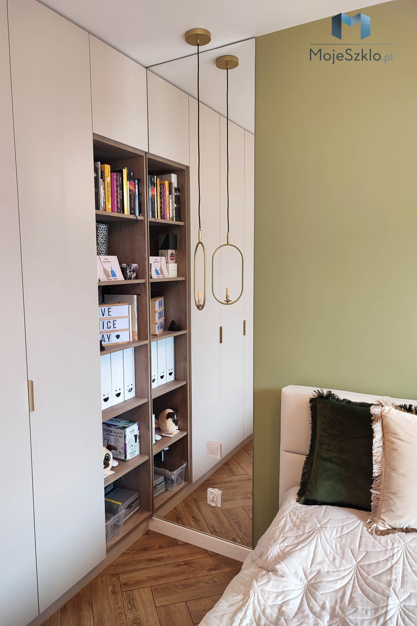 Lustro Przy Lozku Lustro Przy Lozku