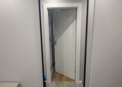 Lustro W Ramie W Przedpokoju