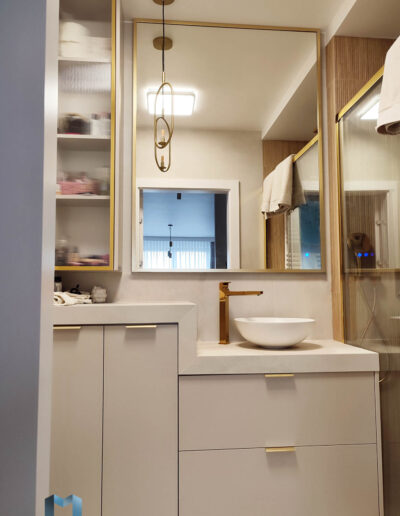 Lustro W Zlotej Ramie Do Lazienki