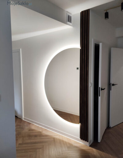 Lustro Z Podswietleniem Do Pokoju