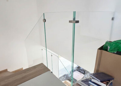 Minimalistyczna Balustrada Szklana