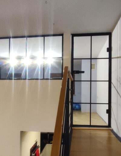 Okno Wewnetrzne W Scianie Loft