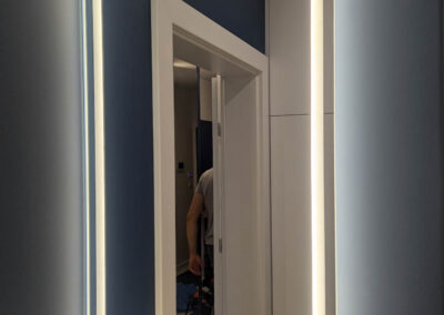 Prostokatne Lustro Z Piaskowaniem Led