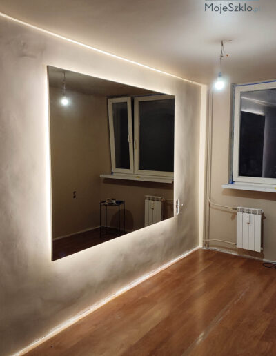 Prostokatne Lustro Z Poswiata Do Pokoju