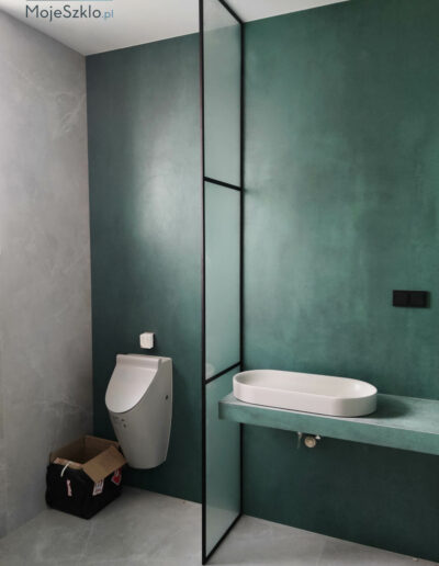 Scianka Dzialowa Loft Zaslona