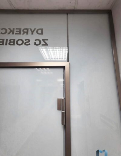 Sciany Szklane Z Logo