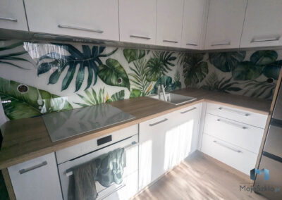 Szklane Panele Grafika Liscie Monstery