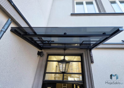 Szklany Daszek Grafit