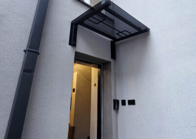 Szklany Daszek Nad Drzwi Grafitowy