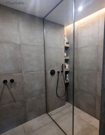 Walkin W Ramie Do Sufitu