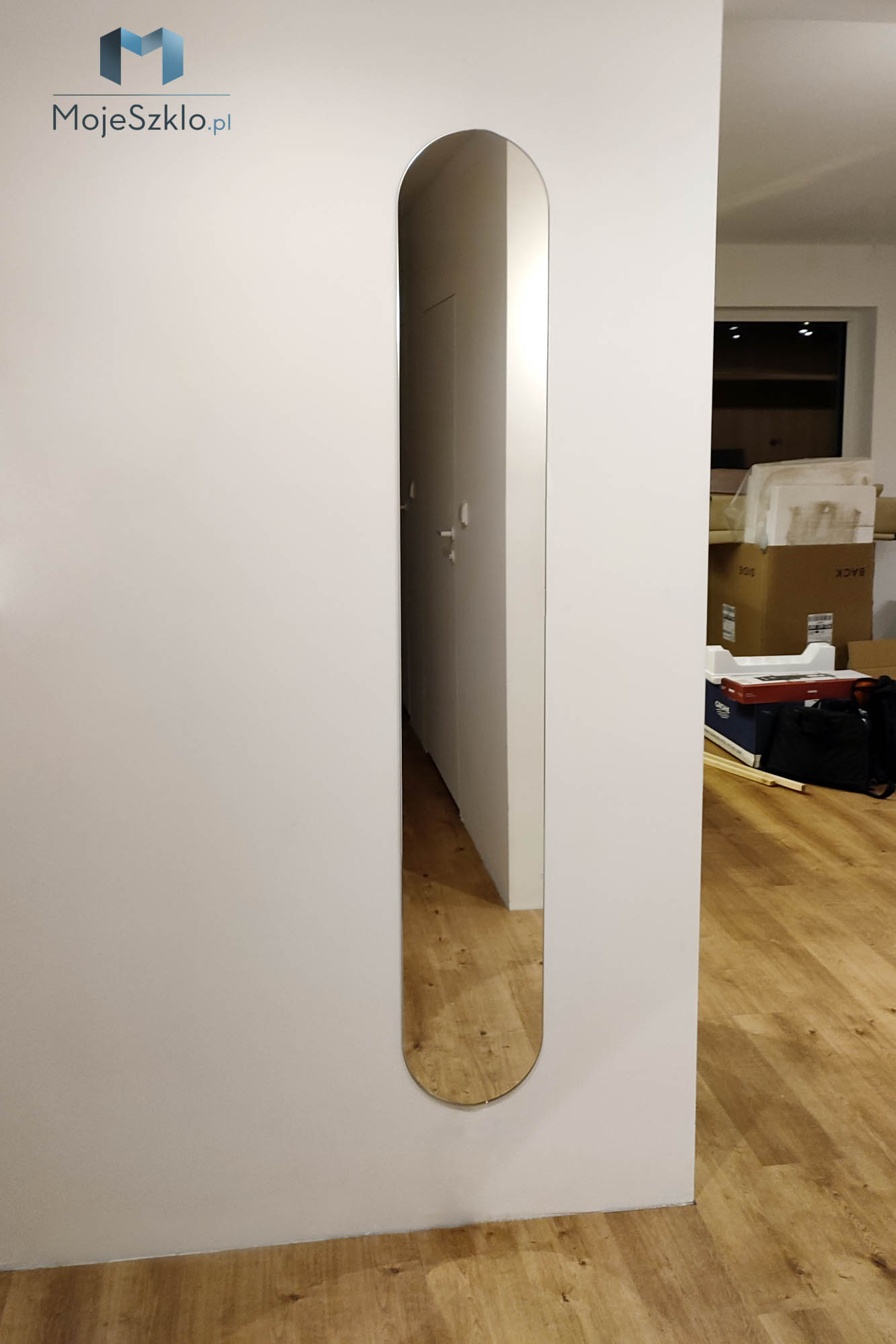 Waskie Zaokraglone Lustro Do Pokoju Waskie Zaokraglone Lustro Do Pokoju