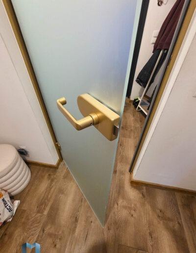 Zlota Klamka Do Drzwi Szklanych