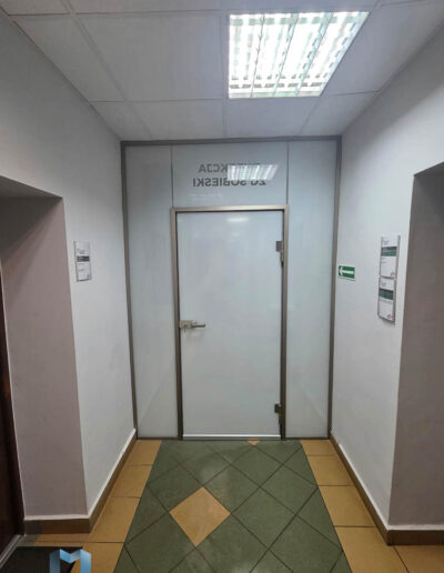 Drzwi Szklane Matowe W Profilu Aluminiowym Biuro Wejscie Mojeszklo