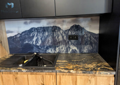 Panele Szklane Góry Nad Blat