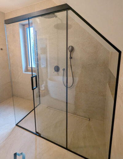 Prysznic Przesuwny Czarny Pod Skos